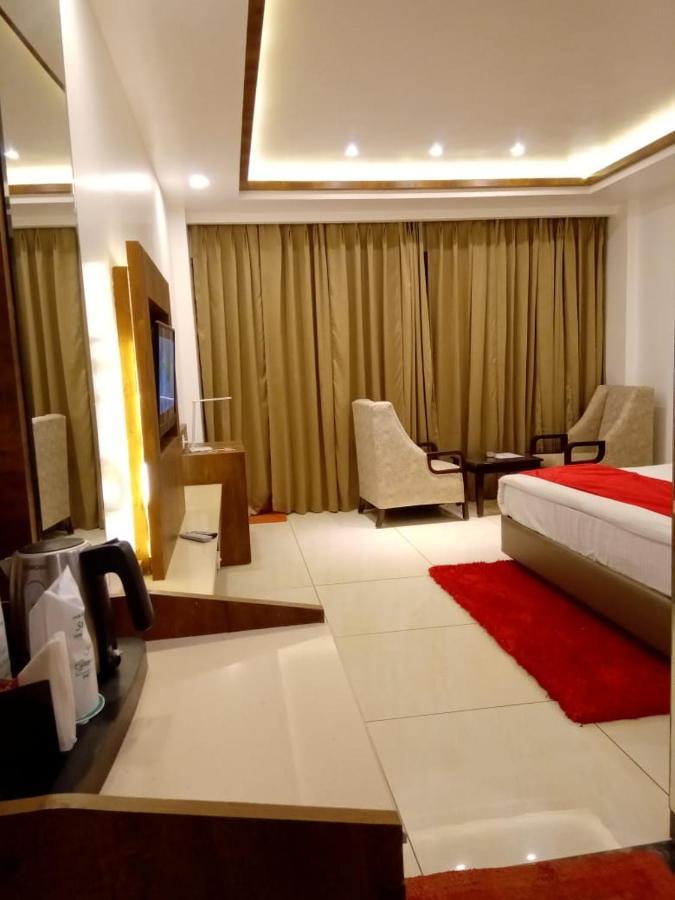 Hotel Green Orchid Udhampur Dış mekan fotoğraf